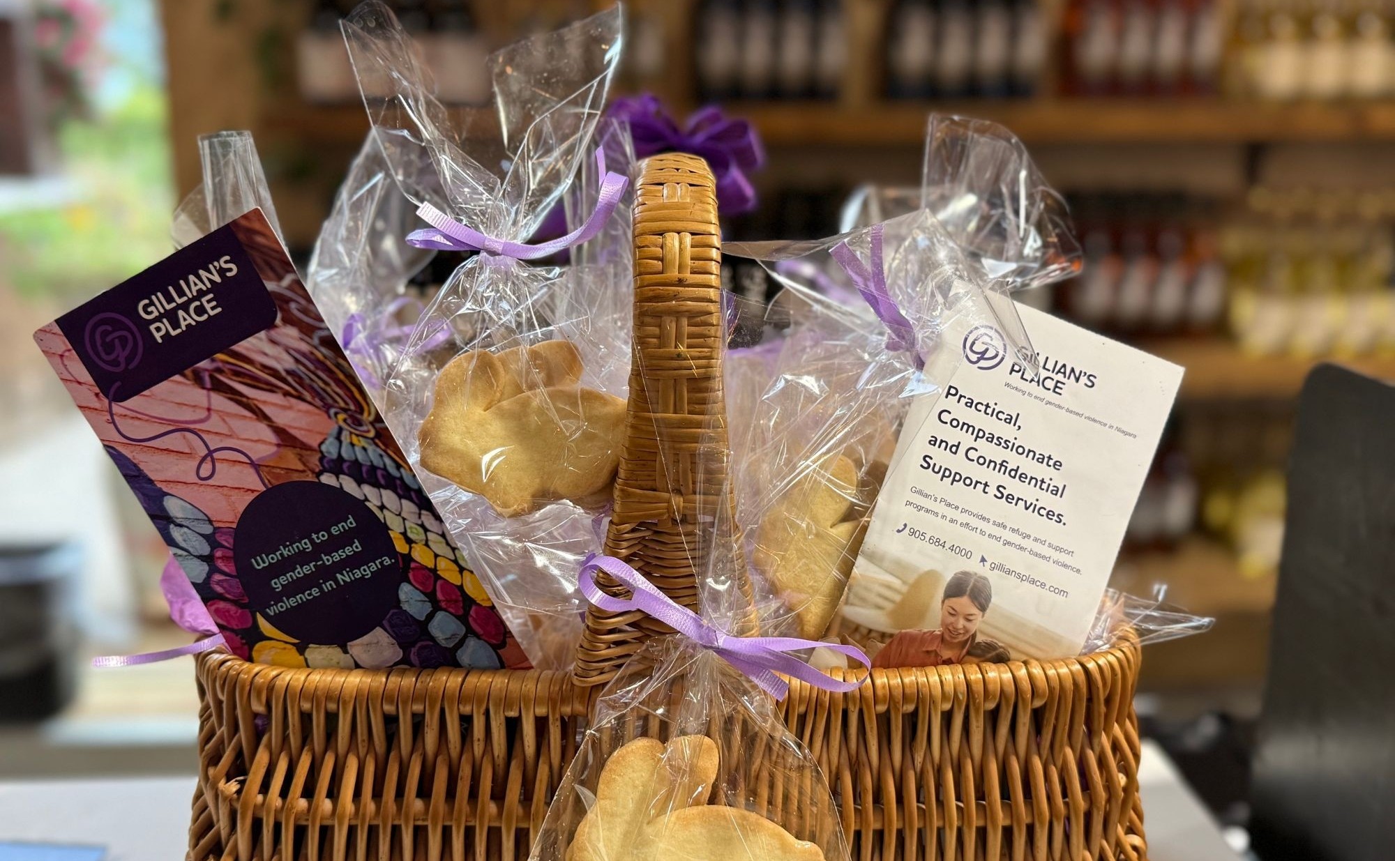 A gift basket of Grandma Hare’s shortbread with a Gillian’s Place card